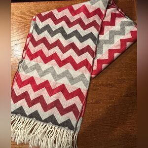 Charming Charlie scarf 